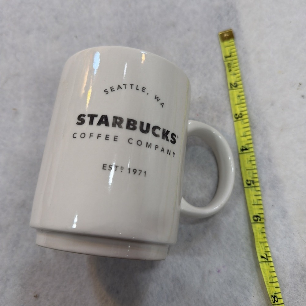 Starbucks Coffee Company Seattle, WA Oversized Large Jumbo Coffee Mug 28 Oz 5" H